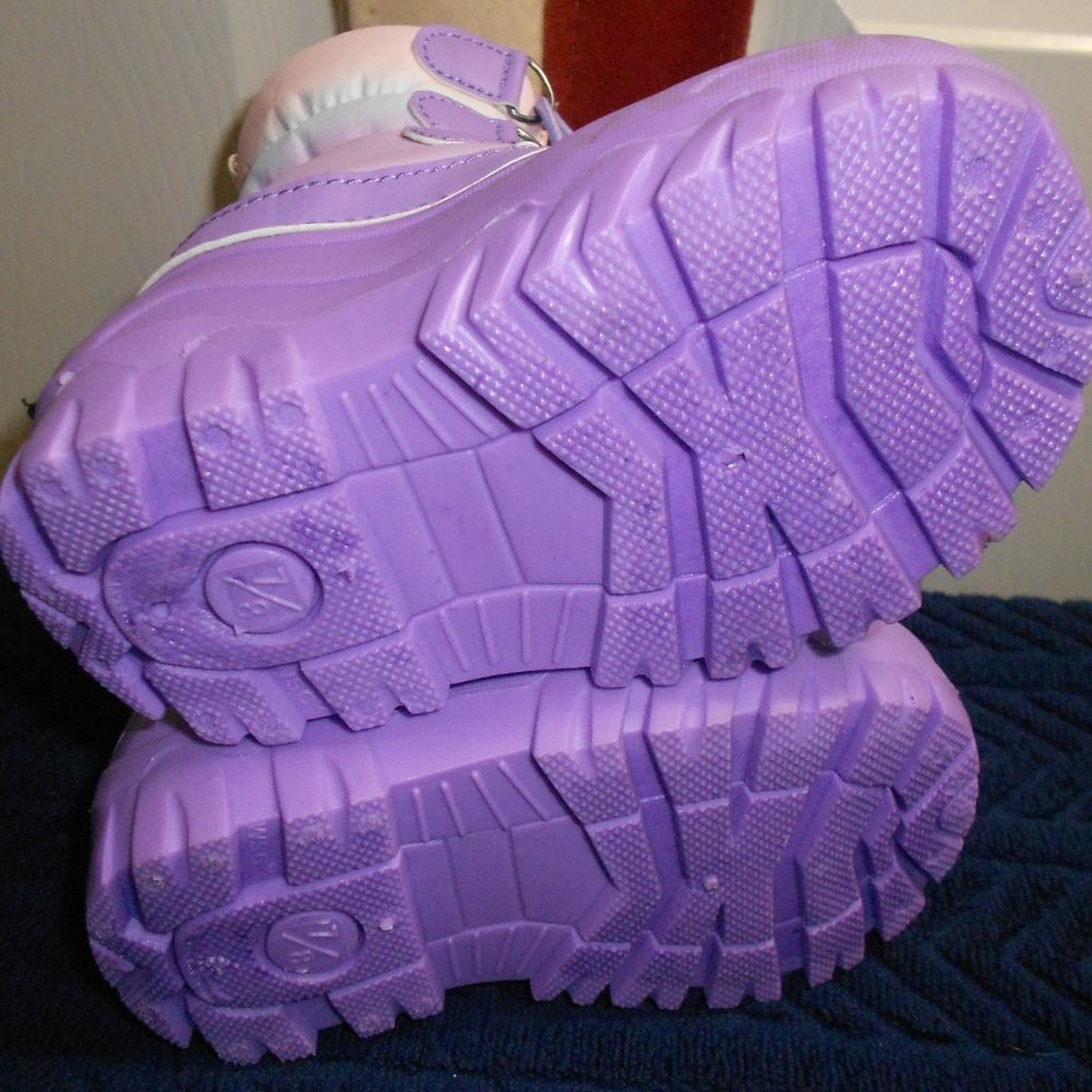 Member's Mark  Pull On Insulated Snow Boots w/ Bungee Closure - Picture 5 of 6